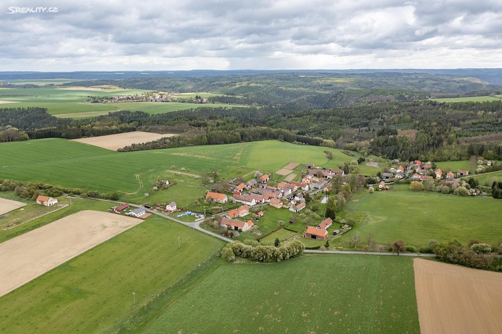 Prodej pole, Hřebečníky